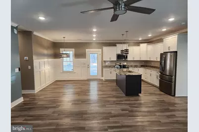 630 Lake View Terrace, Warsaw, VA 22572 - Photo 4