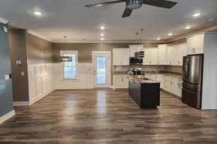 630 Lake View Terrace, Warsaw, VA 22572 - Photo 4