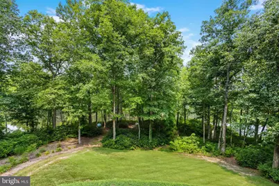 68 W Sunrise Drive, Warsaw, VA 22572 - Photo 4