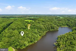32 Shoreline Dr, Warsaw, VA 22572 - Photo 6