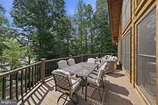32 Shoreline Dr, Warsaw, VA 22572 - Photo 20