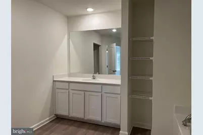 195 Rappahannock Run, Falling Waters, WV 25419 - Photo 16