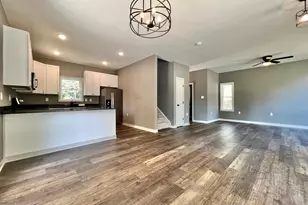 711 Snapp St, Martinsburg, WV 25401 - Photo 6