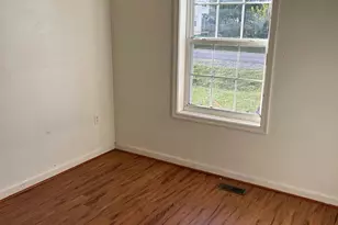 147 Whirlwind Dr, Martinsburg, WV 25404 - Photo 4