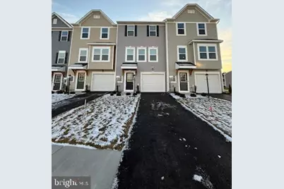 89 Tumblehome Rd, Inwood, WV 25428 - Photo 1