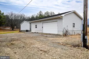 391 Leons Fords Rd, Hedgesville, WV 25427 - Photo 30