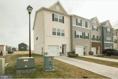 42 Vespucci Lane, Martinsburg, WV 25404 - Photo 4