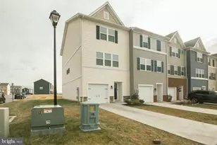 42 Vespucci Ln, Martinsburg, WV 25404 - Photo 4