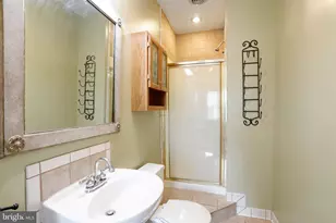 425 W Martin St, Martinsburg, WV 25401 - Photo 22