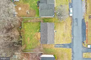 105 MIdnoon Dr, Martinsburg, WV 25404 - Photo 2