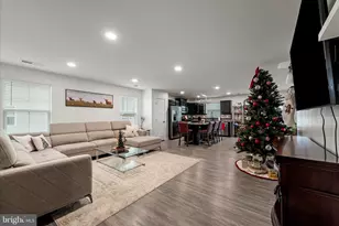 746 Switchgrass Ct, Bunker Hill, WV 25413 - Photo 6