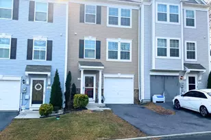 71 Athens Dr, Hedgesville, WV 25427 - Photo 2