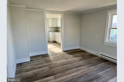 102 Lee Street, Martinsburg, WV 25404 - Photo 2