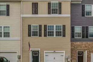 243 Drexel Ct, Martinsburg, WV 25404 - Photo 2