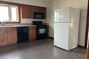 8105 Winchester Ave, Inwood, WV 25428 - Photo 6