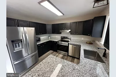 112 Georgetown Square, Martinsburg, WV 25401 - Photo 4