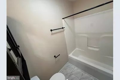 112 Georgetown Square, Martinsburg, WV 25401 - Photo 16