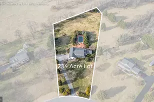 172 Cambrian Ct, Martinsburg, WV 25403 - Photo 1