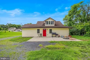 9434 Winchester Ave, Bunker Hill, WV 25413 - Photo 32