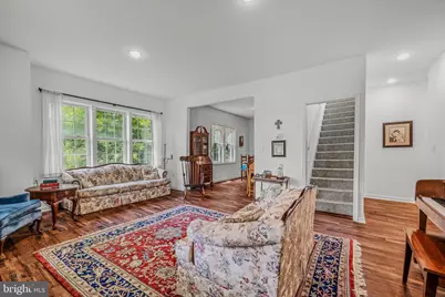 9434 Winchester Avenue, Bunker Hill, WV 25413 - Photo 8