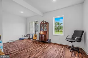 9434 Winchester Ave, Bunker Hill, WV 25413 - Photo 20