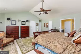 25 Englewood Ter, Martinsburg, WV 25403 - Photo 28