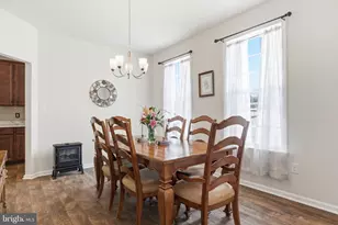 213 Chesterfield Dr, Falling Waters, WV 25419 - Photo 8