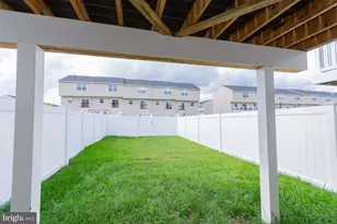 90 Ogunquit Dr, Martinsburg, WV 25403 - Photo 16