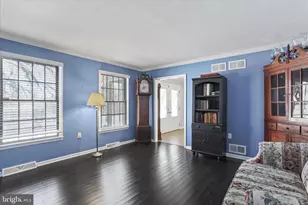 155 Shireoaks Dr, Martinsburg, WV 25403 - Photo 8