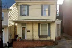 206 E Burke St, Martinsburg, WV 25401 - Photo 2