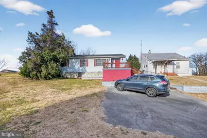 710 Porter Avenue, Martinsburg, WV 25401 - Photo 1