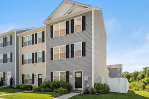 37 Knowledge Ct, Inwood, WV 25428 - Photo 2