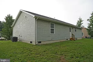 104 Basin Dr, Inwood, WV 25428 - Photo 24
