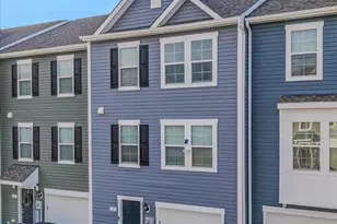 19 Clifton Mnr, Falling Waters, WV 25419 - Photo 4