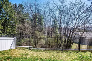 120 Paddington St, Falling Waters, WV 25419 - Photo 8