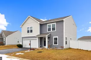 101 Tundra Ct, Bunker Hill, WV 25413 - Photo 2