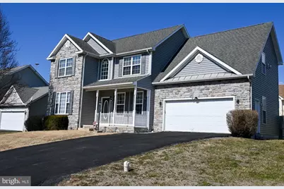 173 Bunting Avenue, Martinsburg, WV 25405 - Photo 1