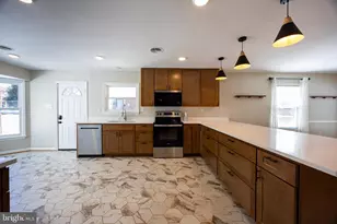 203 N Rosemont Ave, Martinsburg, WV 25401 - Photo 14