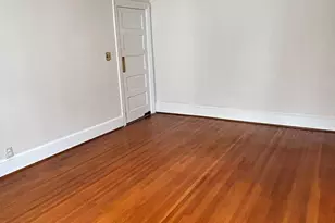 506 W Burke St, Martinsburg, WV 25401 - Photo 6