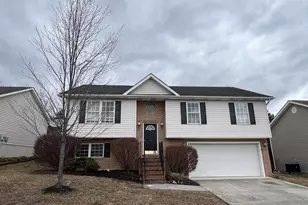 512 Ford Cir, Inwood, WV 25428 - Photo 1