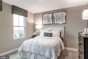 1673 Alice Springs Dr, Martinsburg, WV 25403 - Photo 12