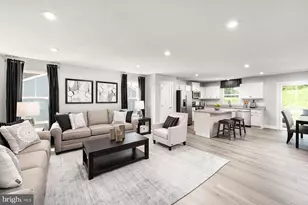 1673 Alice Springs Dr, Martinsburg, WV 25403 - Photo 2