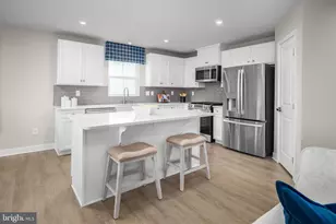 1751 Alice Springs Dr, Martinsburg, WV 25403 - Photo 8