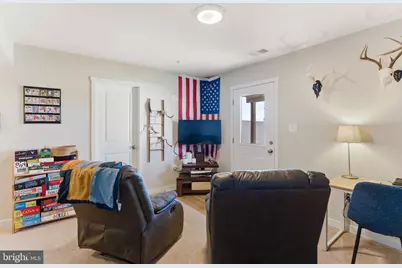 125 Carnes Way, Martinsburg, WV 25403 - Photo 6