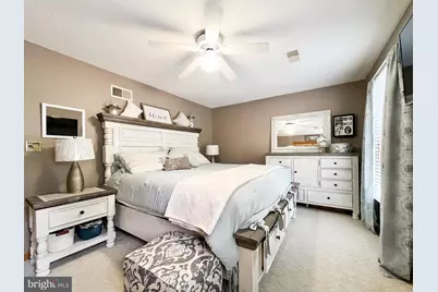 268 Kestrel Dr, Falling Waters, WV 25419 - Photo 10