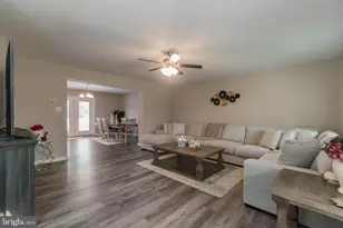 342 Europa Way, Martinsburg, WV 25405 - Photo 8