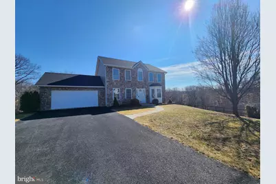 185 Embassy Court, Martinsburg, WV 25405 - Photo 2