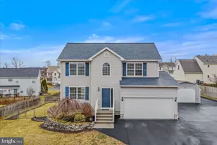 448 Thayers Gull Dr, Martinsburg, WV 25405 - Photo 4