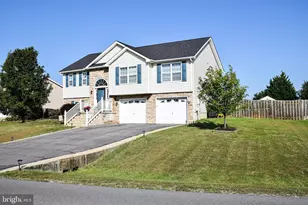 169 Marlowe Dr, Inwood, WV 25428 - Photo 2