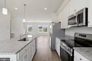 106 Kinkade Ct, Martinsburg, WV 25403 - Photo 10